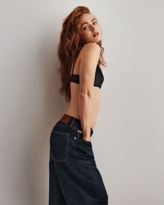 s_0011.jpg