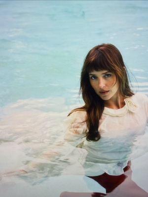 772016720_voguebts_5.jpg