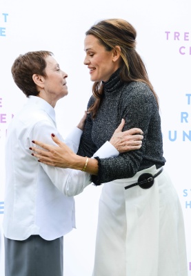84542204_84501474_jennifer-garner_07102018e_55.jpg