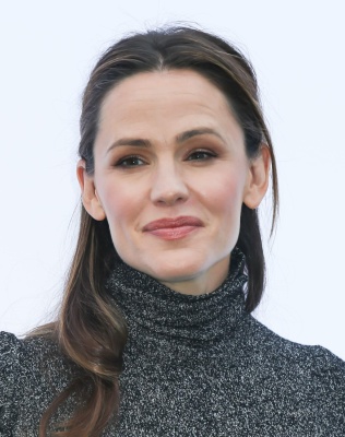 84543256_84501562_jennifer-garner_07102018e_102.jpg