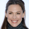 84538027_84501406_jennifer-garner_07102018e_09.jpg