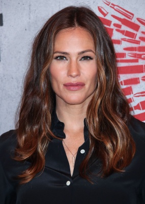 jennifer_0202.jpg