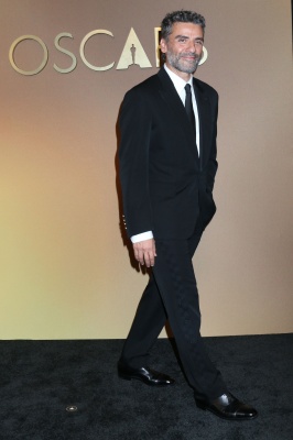 Oscar-Isaac-006.jpg