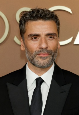 Oscar-Isaac-020.jpg