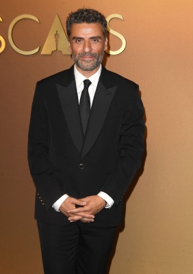 Oscar-Isaac-025.jpg