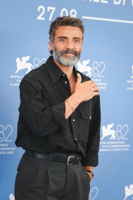 Oscar-Isaac-145.jpg