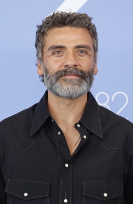Oscar-Isaac-175.jpg