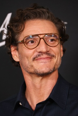 Pedro-Pascal-014.jpg